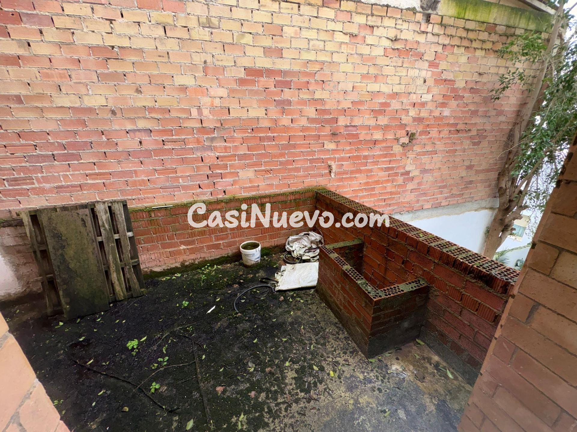 Casa en Construcción: Espacios Amplios y Luminosos en calle  - foto 40