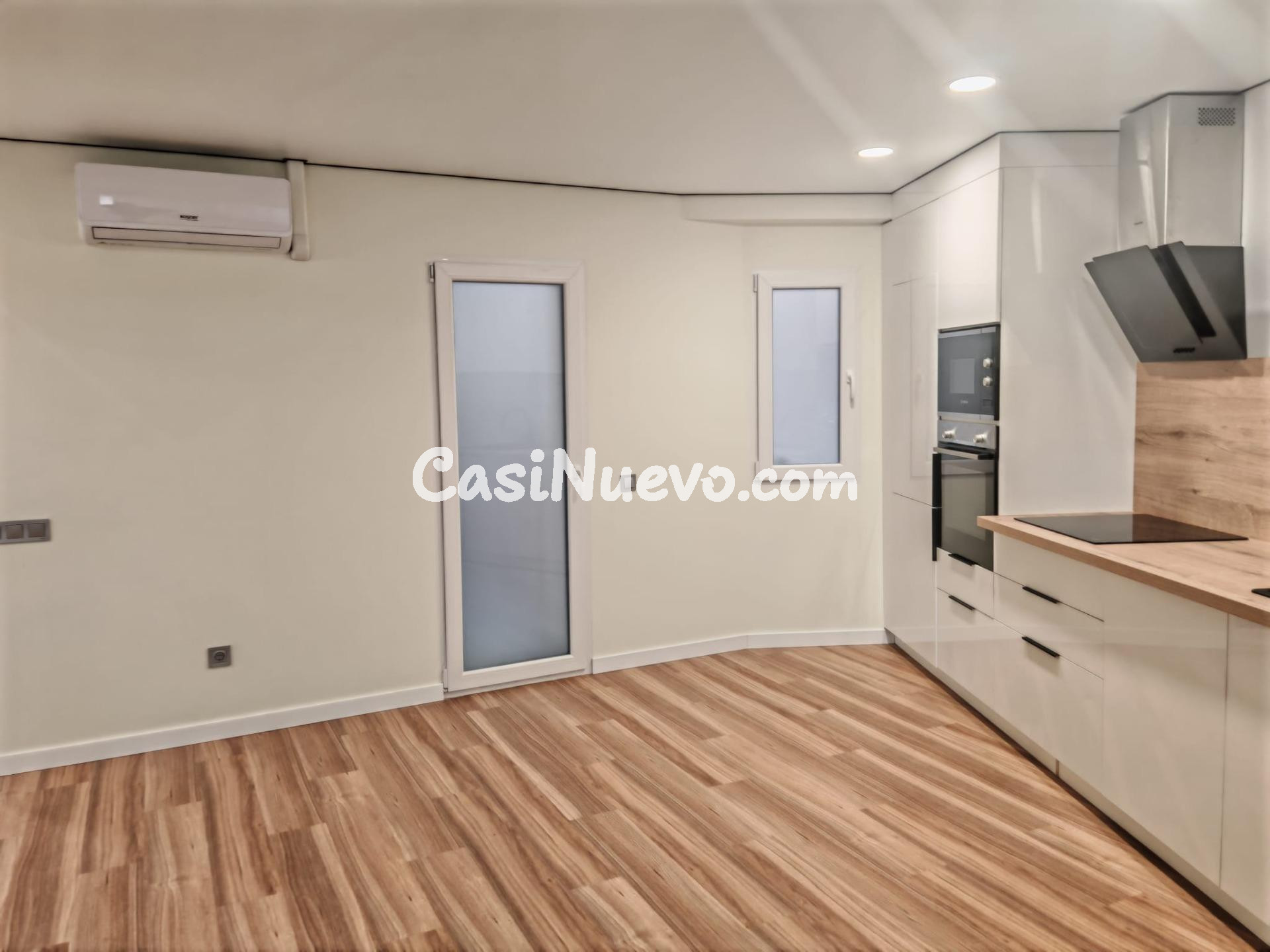 Piso reformado en Venta - al Pie del Castillo de San Fernand - foto 4