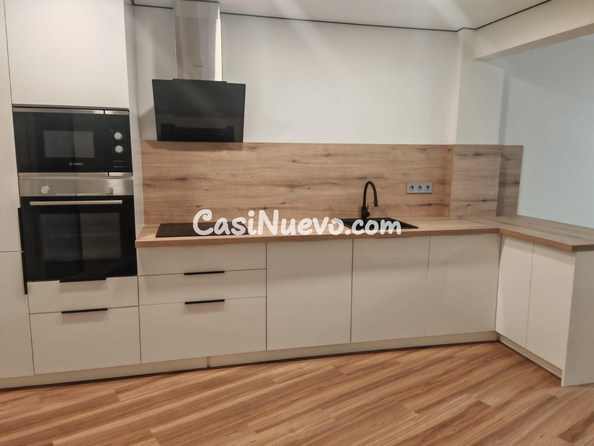 Piso reformado en Venta - al Pie del Castillo de San Fernand - foto 5