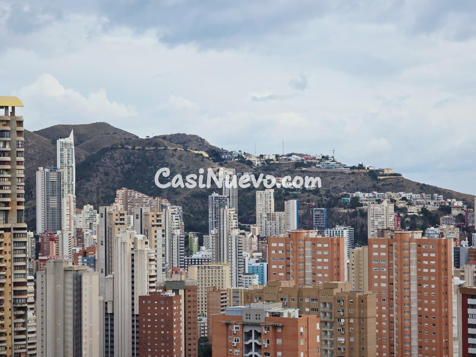 Apartamento con vistas panoramicas al mar en Benidorm listo  - foto 44
