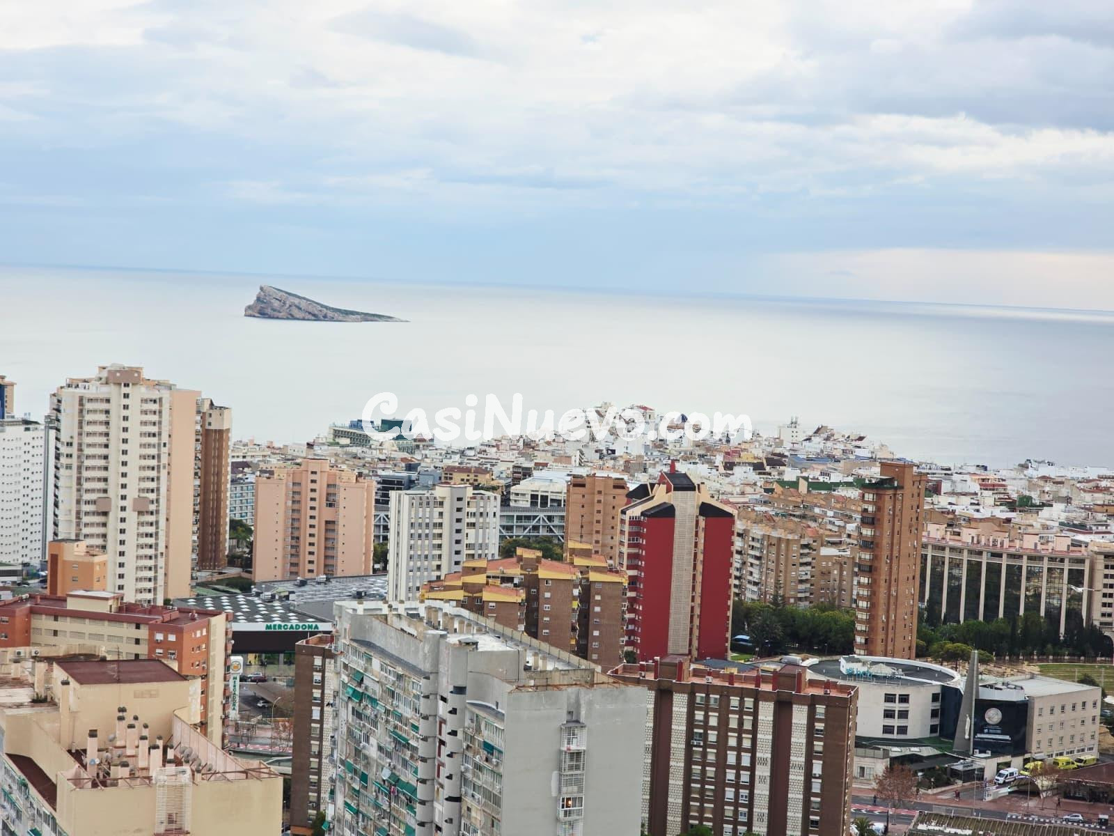 Apartamento con vistas panoramicas al mar en Benidorm listo  - foto 47