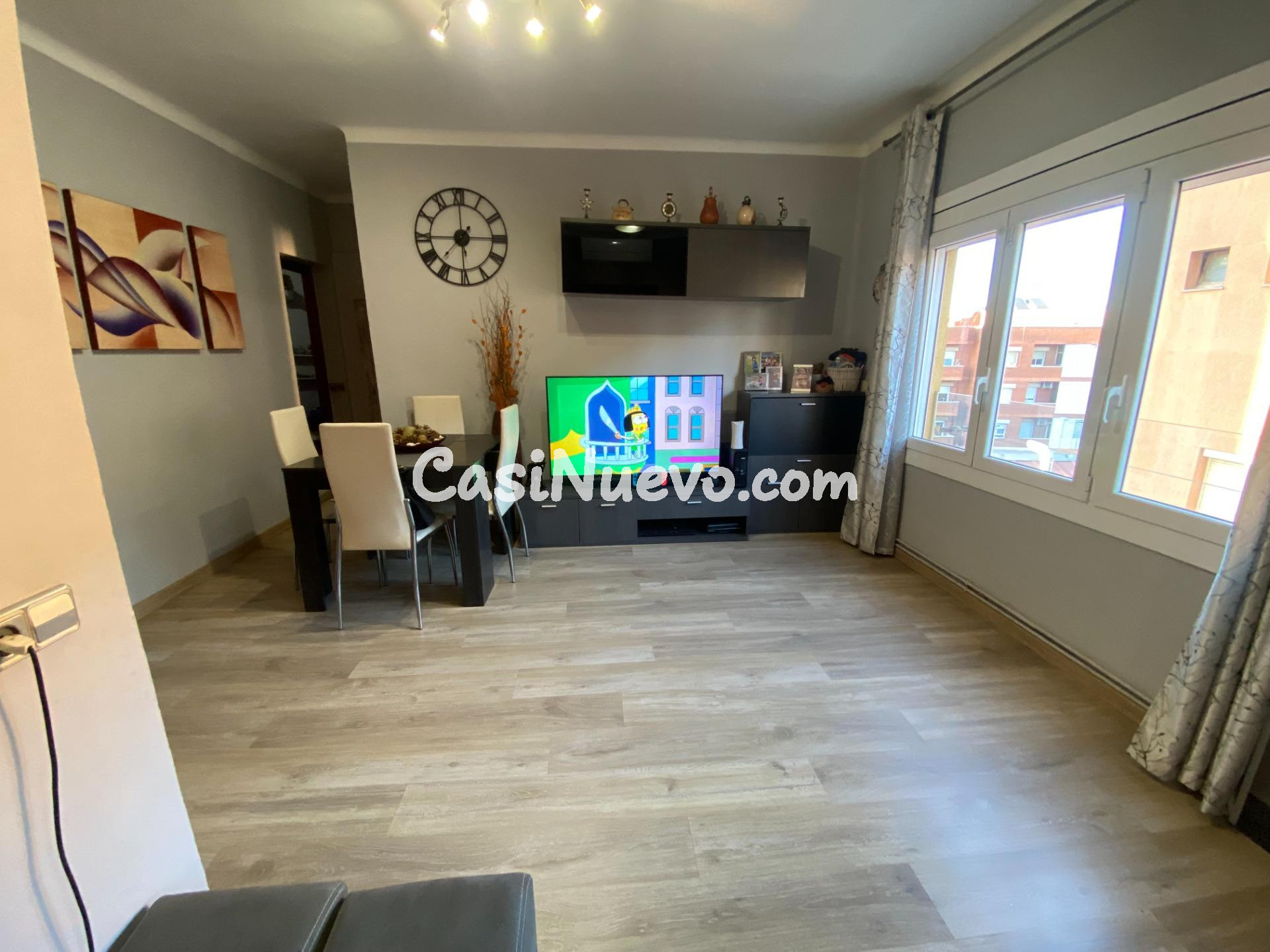 Piso Luminoso y Reformado en La Creu de Barberà, Sabadell - foto 2