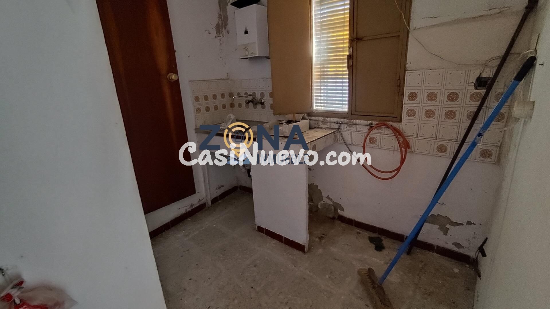 CASA EN SIERRA DE FUENTES SEMI REFORMADA - foto 12