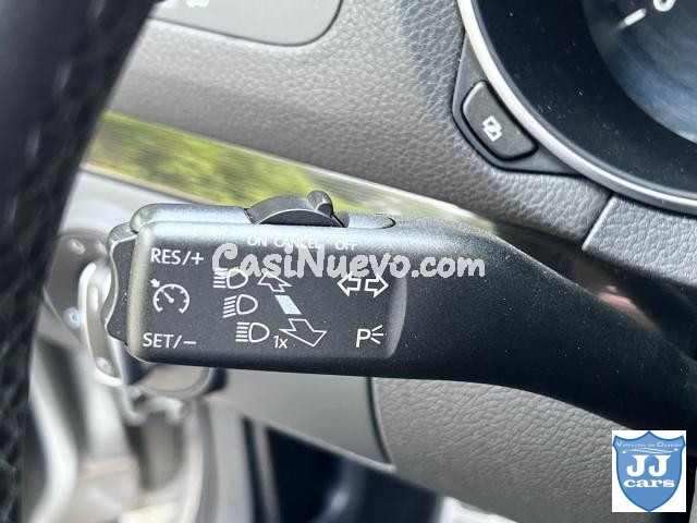 VOLKSWAGEN - Golf -  Cabriolet 2.0 TDI BlueMotion Tech. - foto 49