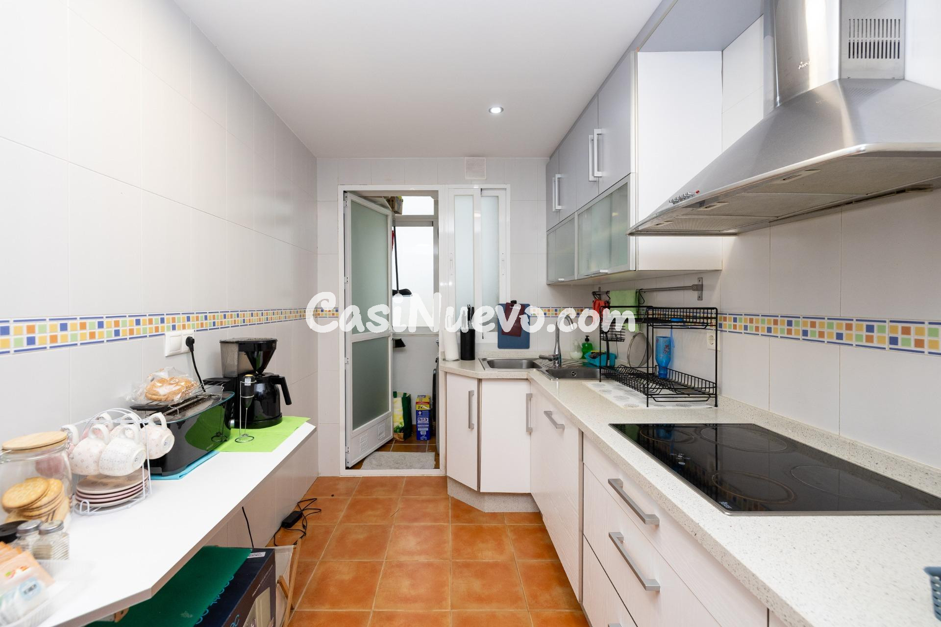 Amplio y luminoso piso de 2 dormitorios en Churriana junto a - foto 8