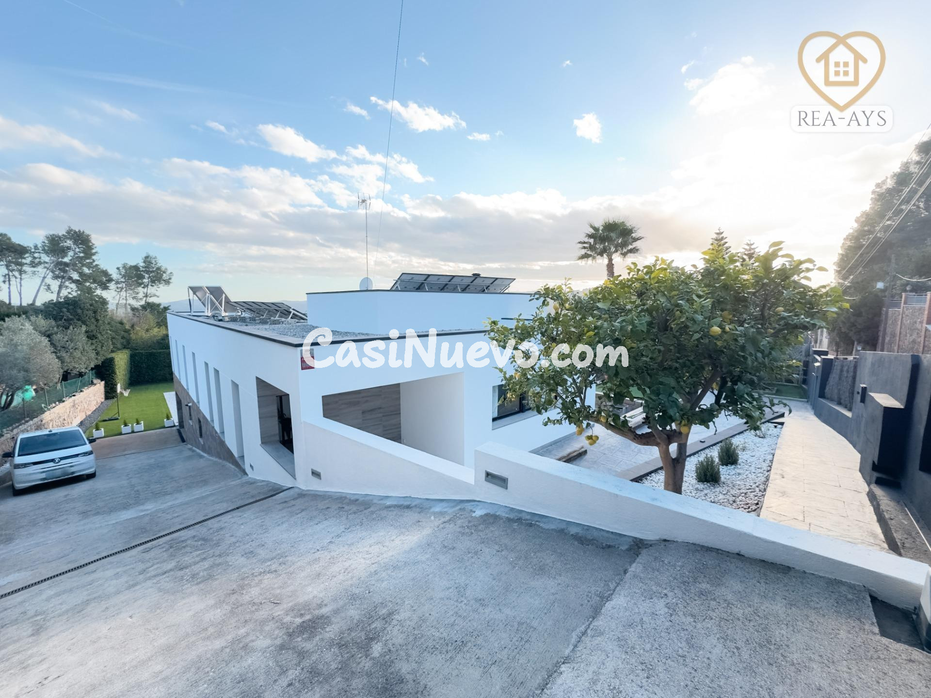 Exclusiva residencia con piscina en la mejor zona de Fontpin