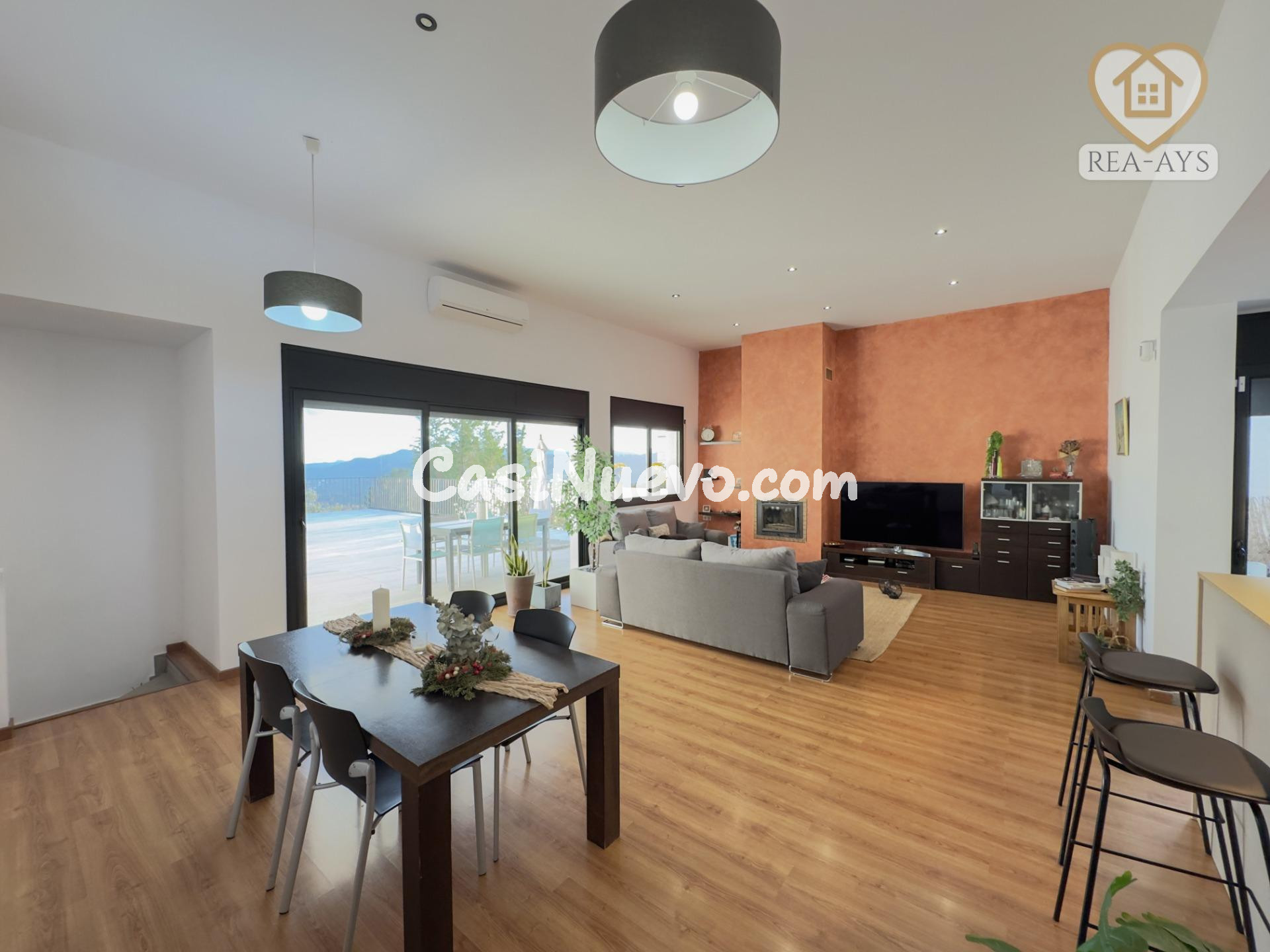 Exclusiva residencia con piscina en la mejor zona de Fontpin - foto 7