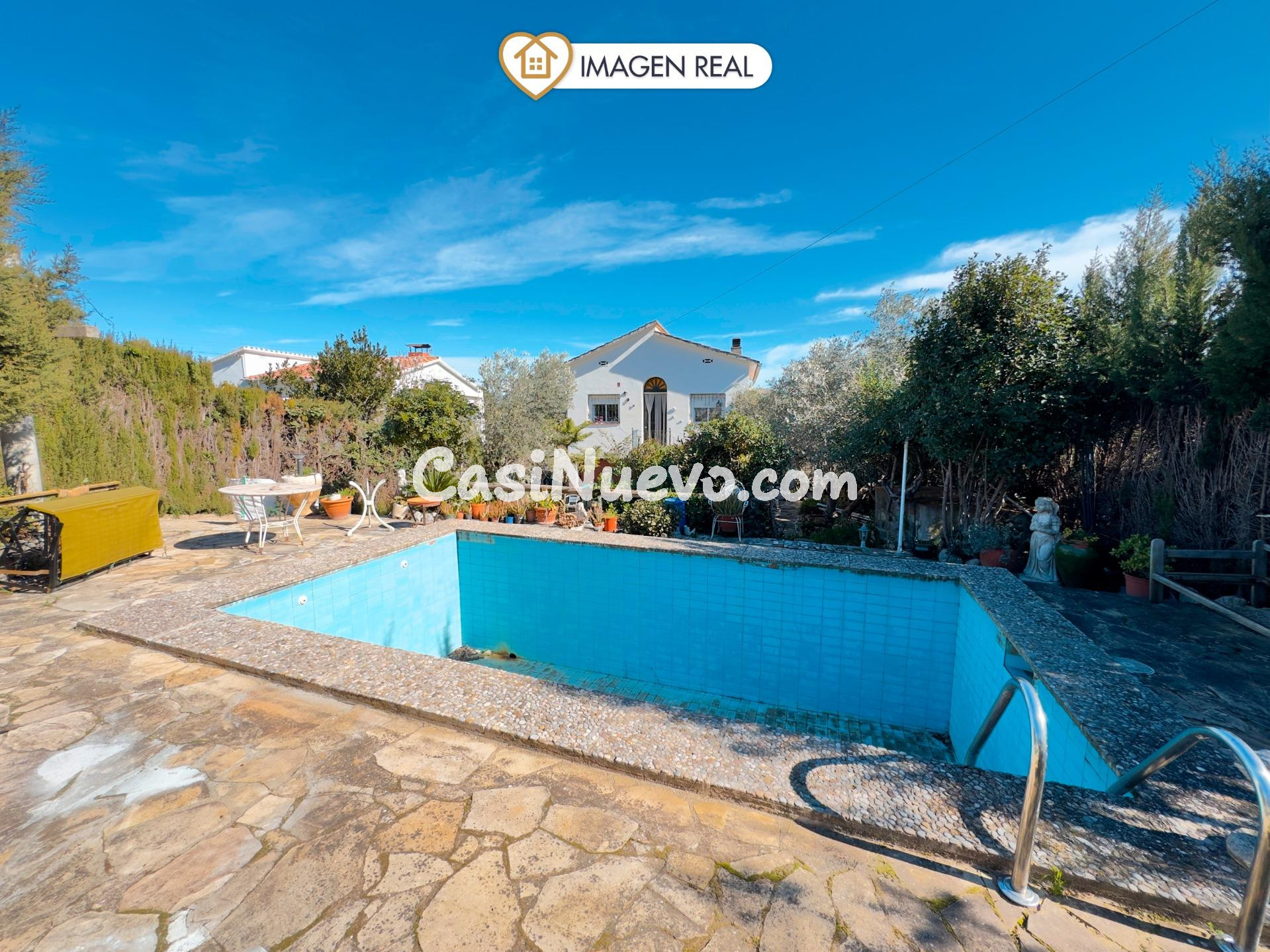 Gran oportunidad: vivienda con dos plantas independientes y  - foto 2