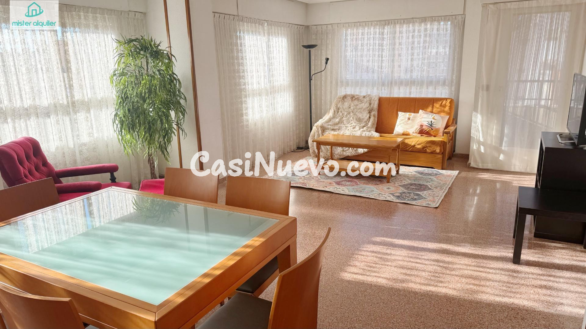 PISO AMPLIO Y LUMINOSO EN CUARTA PLANTA CON ORIENTACIÓN ESTE - foto 23