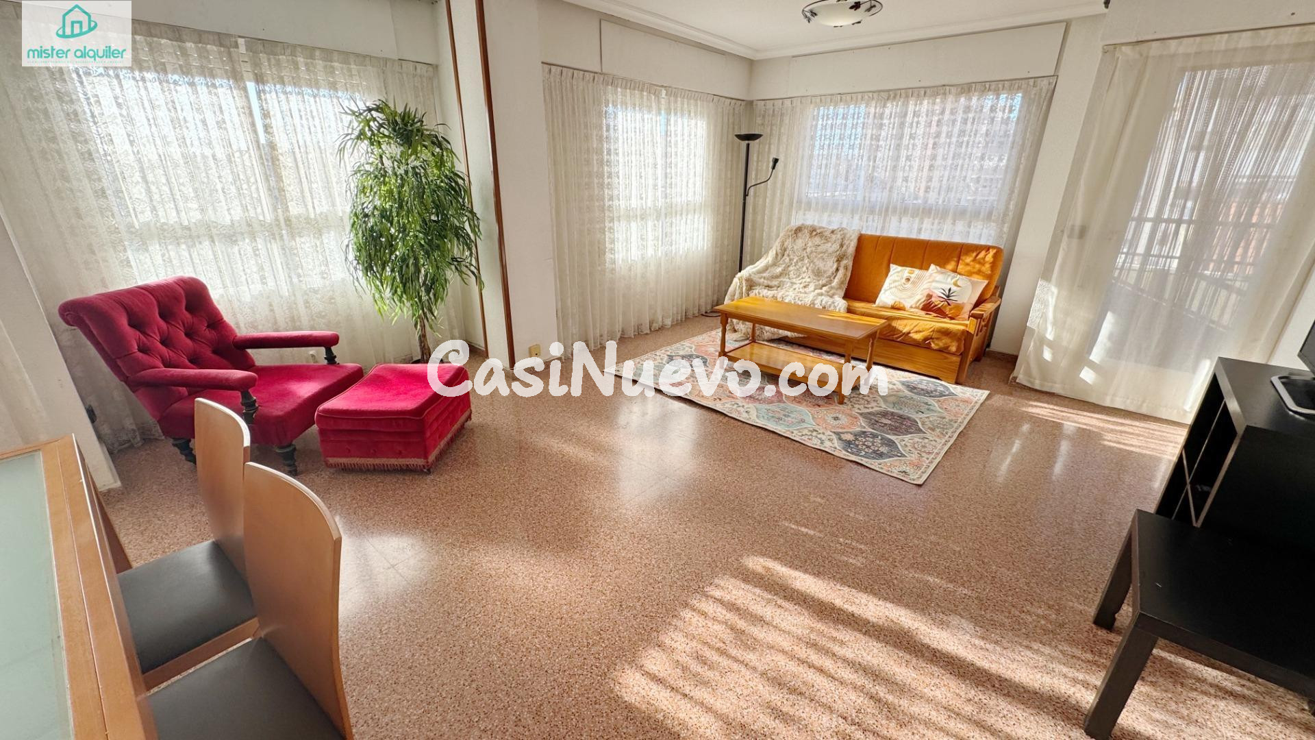 PISO AMPLIO Y LUMINOSO EN CUARTA PLANTA CON ORIENTACIÓN ESTE - foto 38