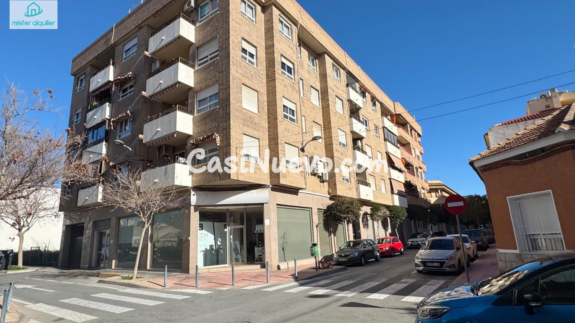 PISO AMPLIO Y LUMINOSO EN CUARTA PLANTA CON ORIENTACIÓN ESTE - foto 46