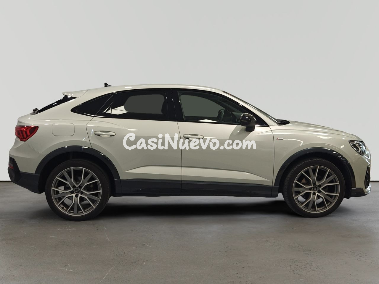 Audi Q3 BLACK LINE 35 TDI 110KW (150CV) S TRONIC - foto 3