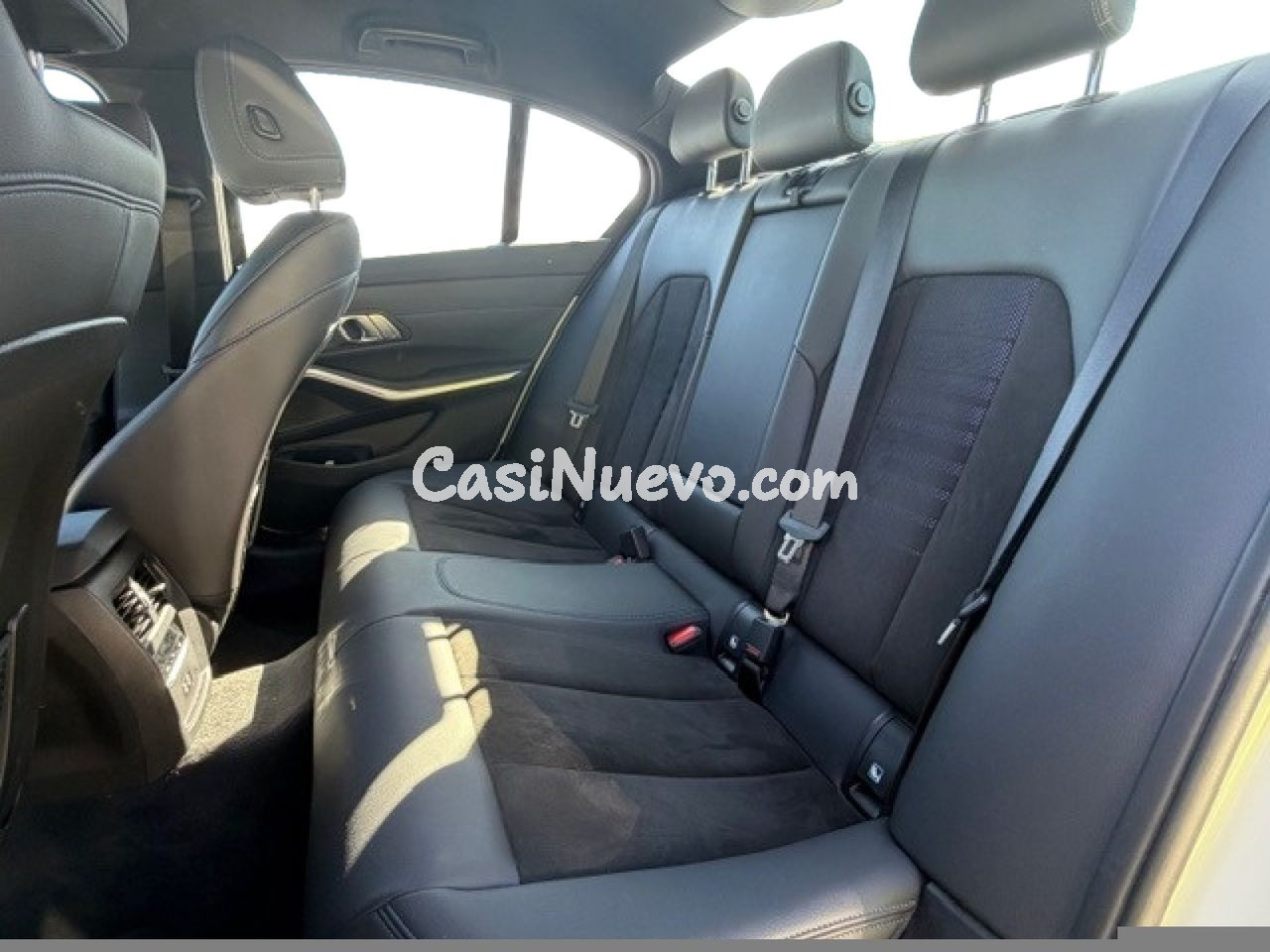 BMW Serie 3 320D AUTO. - foto 9