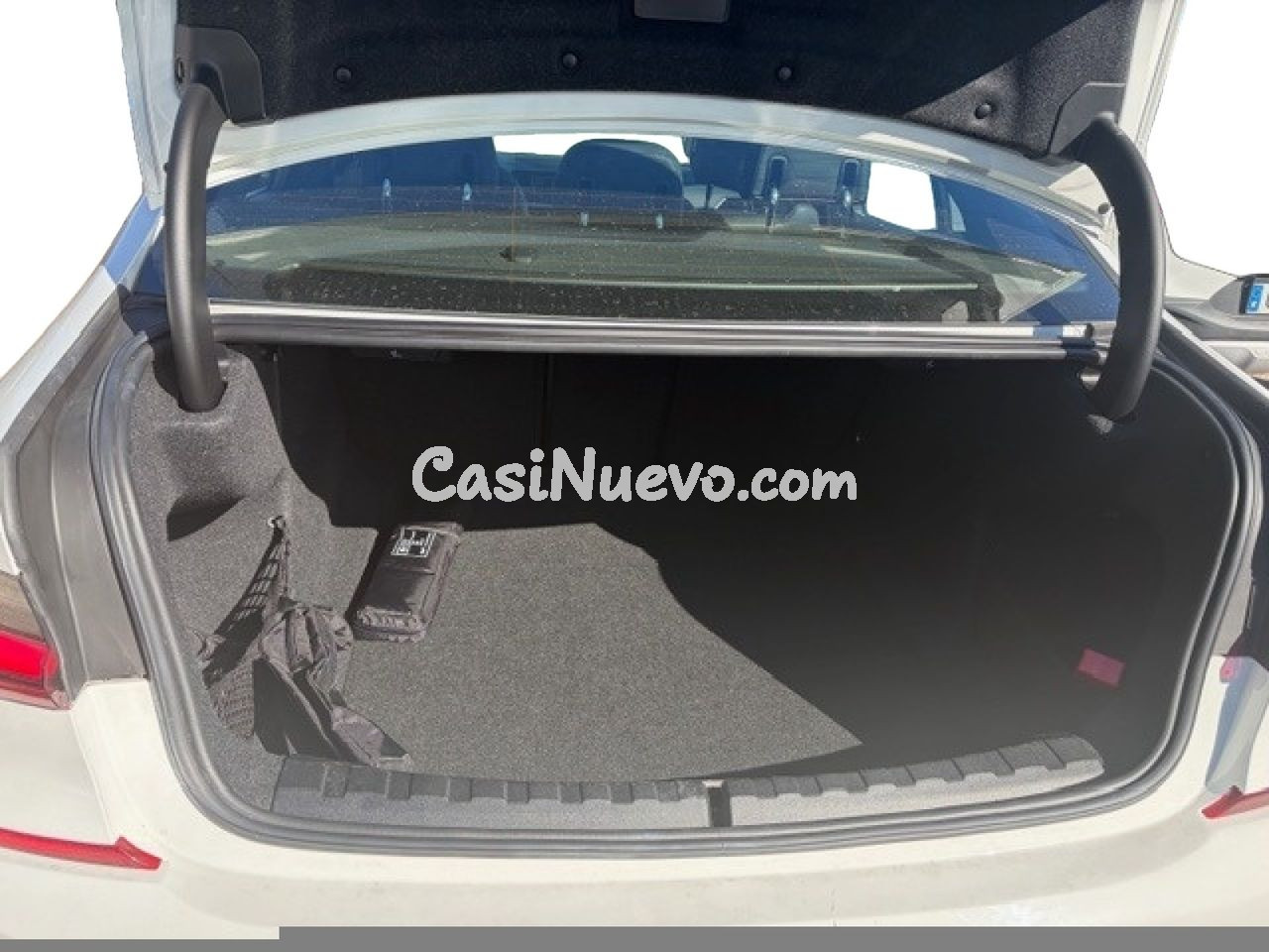 BMW Serie 3 320D AUTO. - foto 11