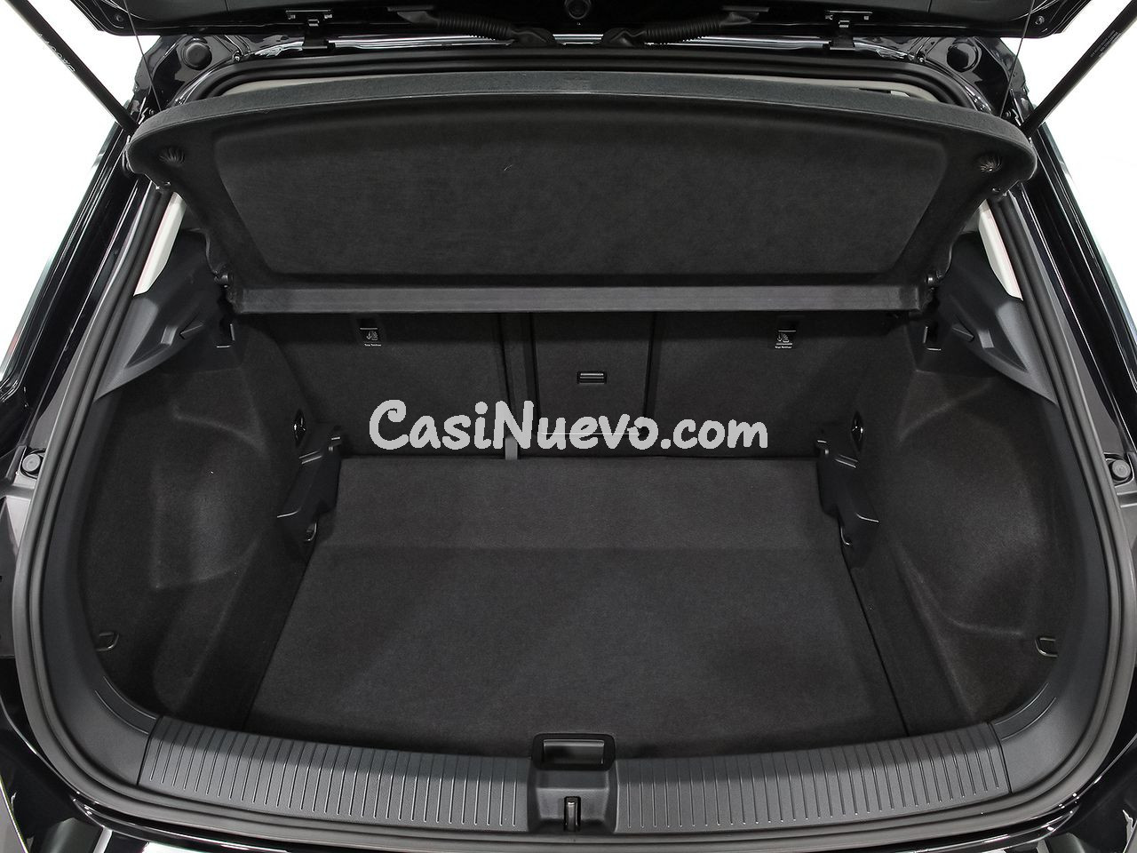 Volkswagen T-Roc "Más" 1.0 TSI 85kW (115CV) - foto 9