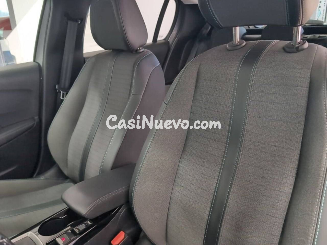 Peugeot 208 BlueHDi 73kW 100CV Allure Pack - foto 21