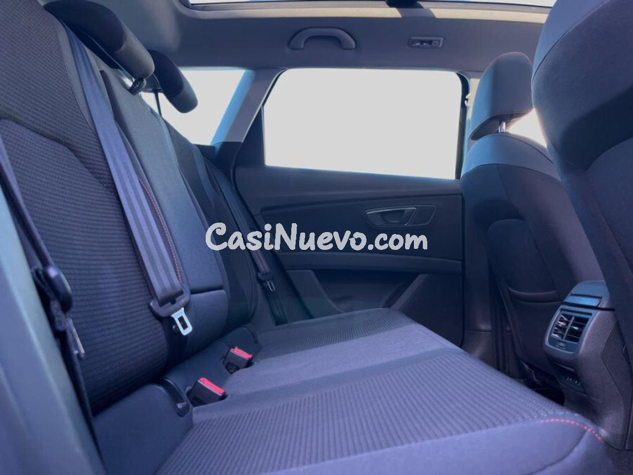 Seat Leon ST 2.0 EcoTSI 140kW 190CV DSG7 SS FR - foto 6