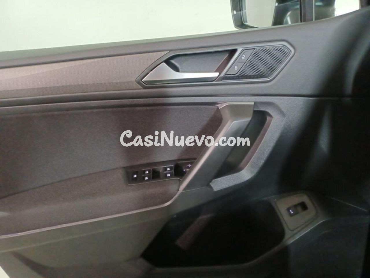 Volkswagen Tiguan Life 2.0 TDI 110kW 150CV DSG - foto 9