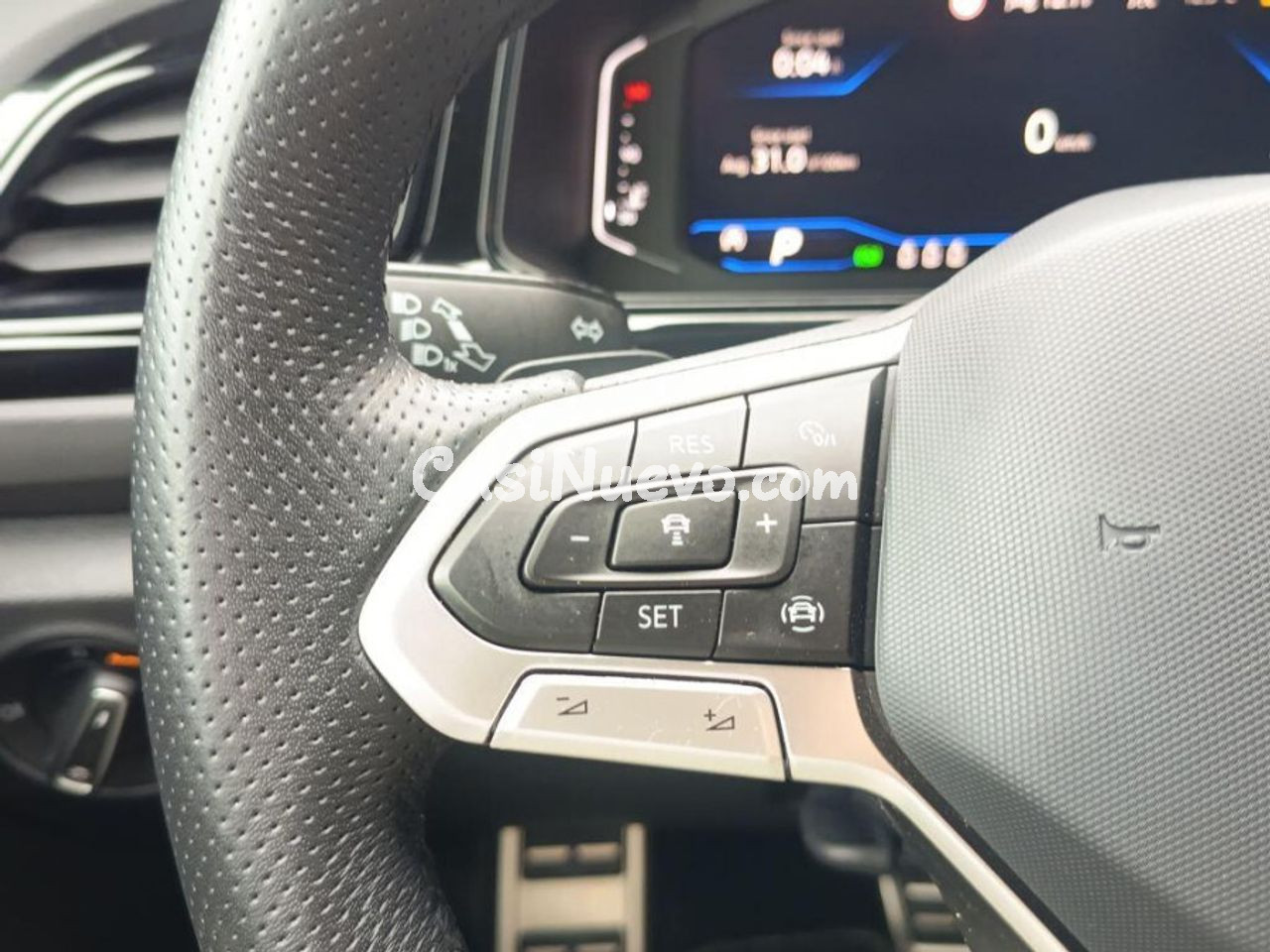 Volkswagen T-Roc RLine 1.5 TSI 110kW 150CV - foto 12