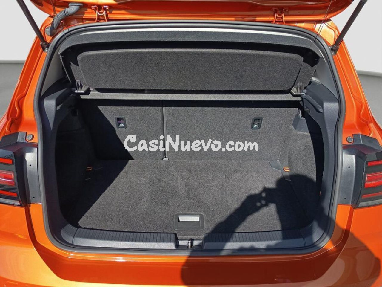 Volkswagen T-Cross Sport 1.0 TSI 81kW 110CV - foto 4