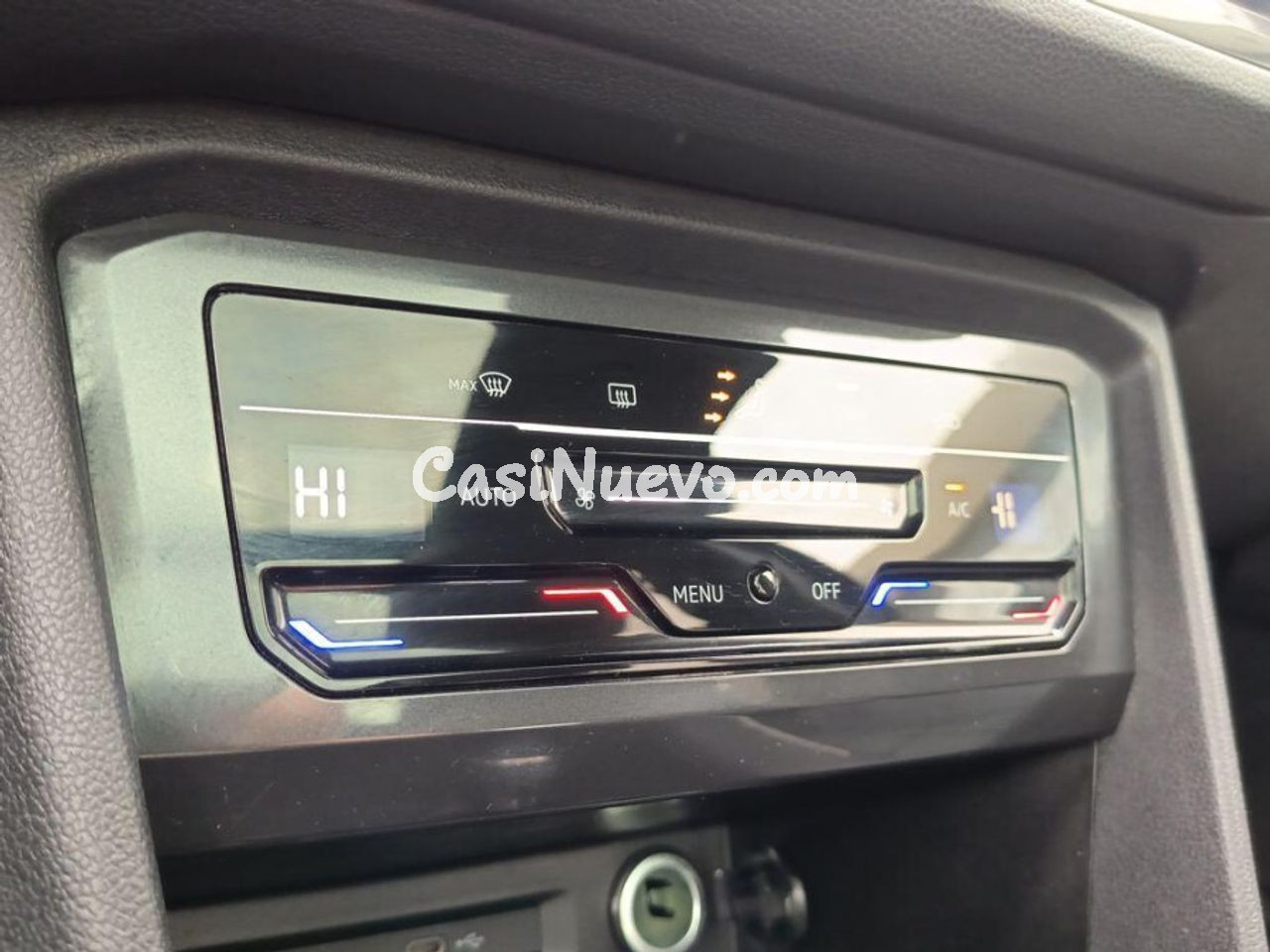 Volkswagen Tiguan RLine 2.0 TDI 110kW 150CV DSG 4Motion - foto 11