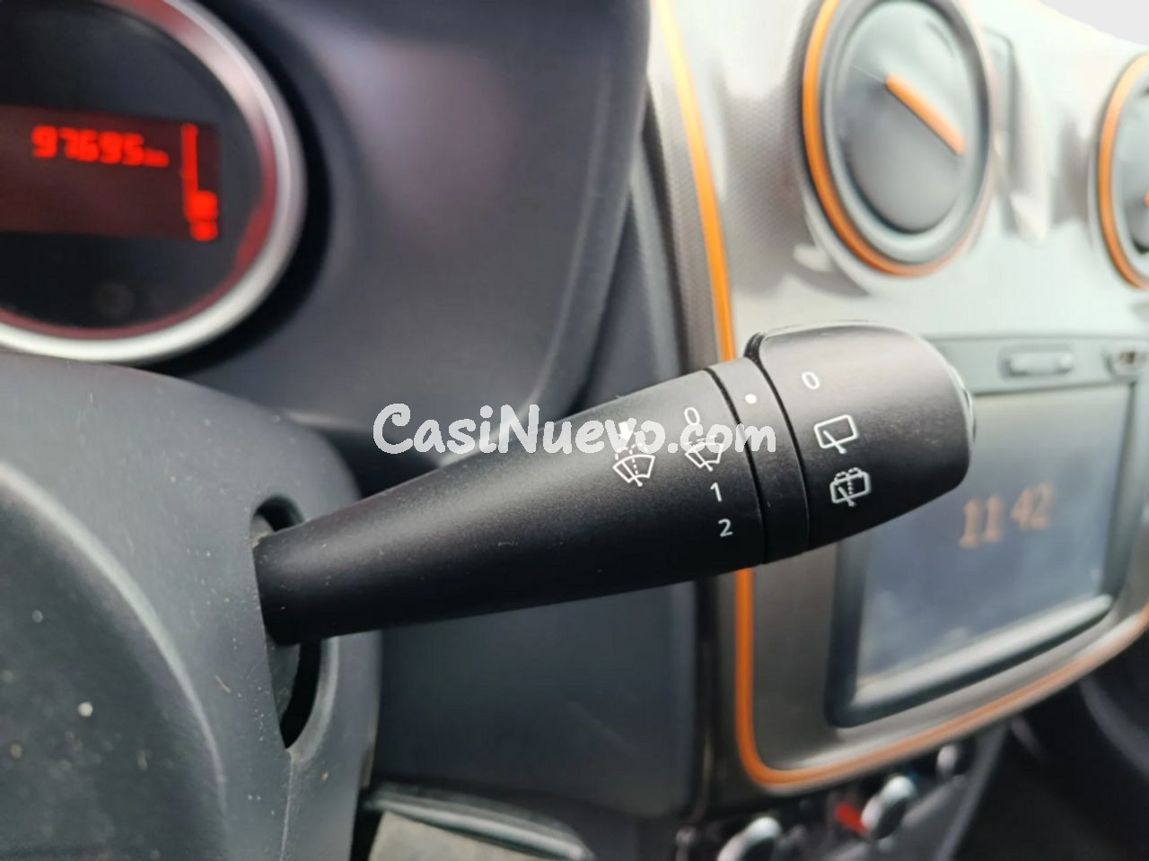 Dacia Sandero SL Trotamundos dCi 66kW 90CV - foto 13