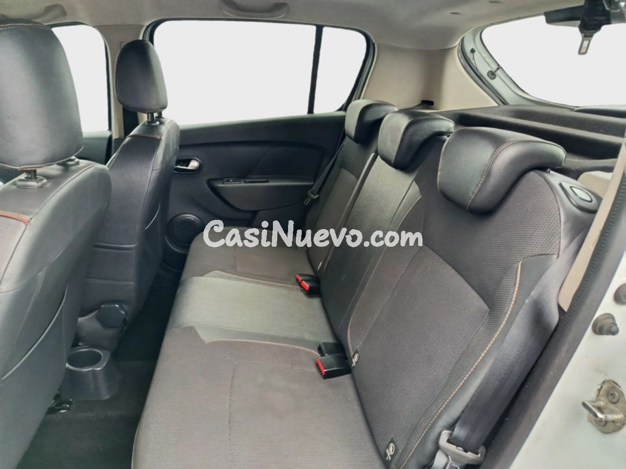 Dacia Sandero SL Trotamundos dCi 66kW 90CV - foto 24