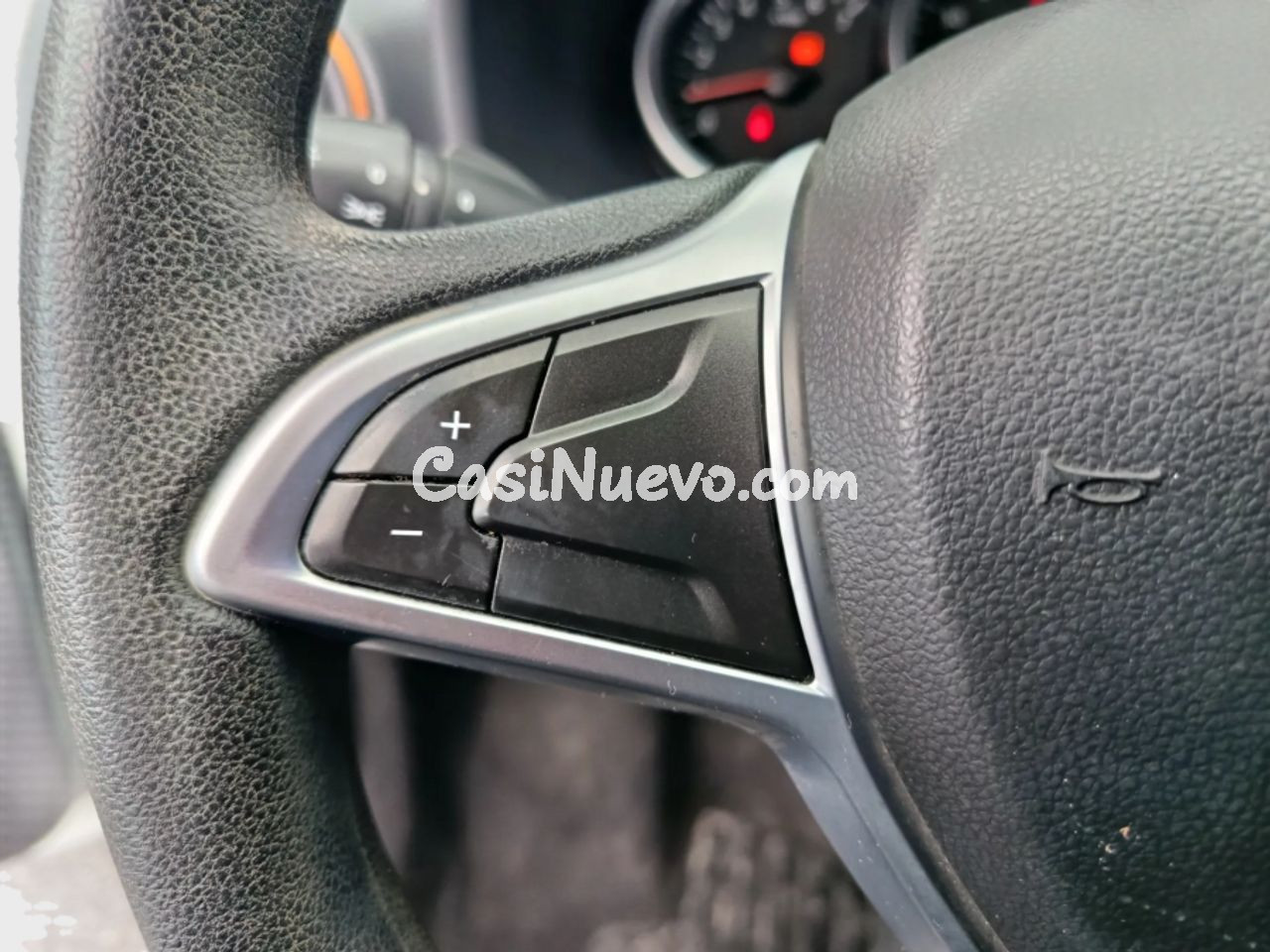Dacia Sandero SL Trotamundos dCi 66kW 90CV - foto 28