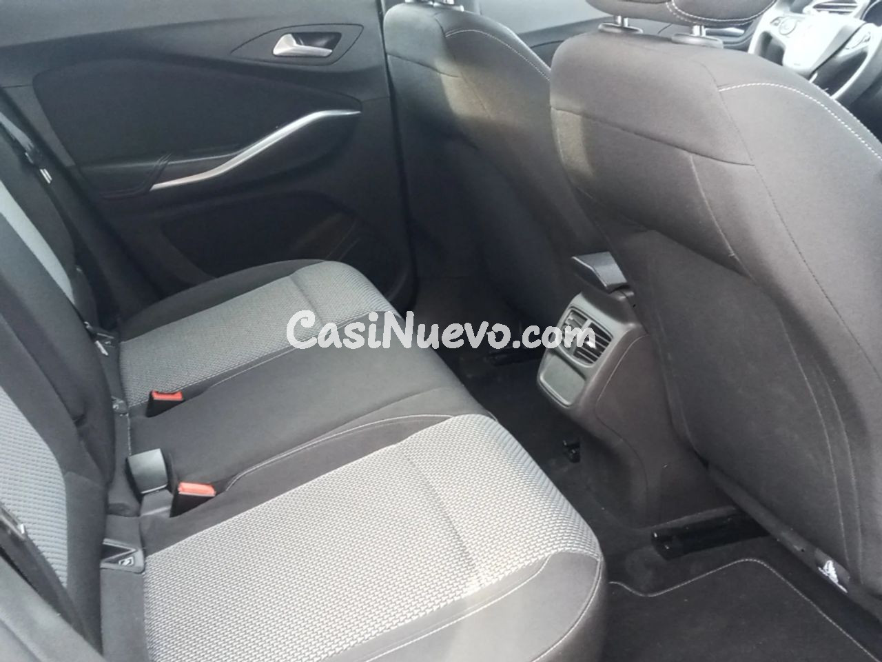 Opel Grandland X 1.2 Turbo Selective - foto 15