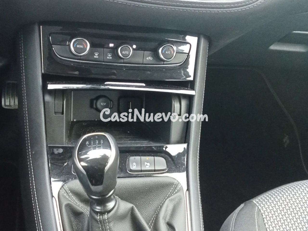 Opel Grandland X 1.2 Turbo Selective - foto 23