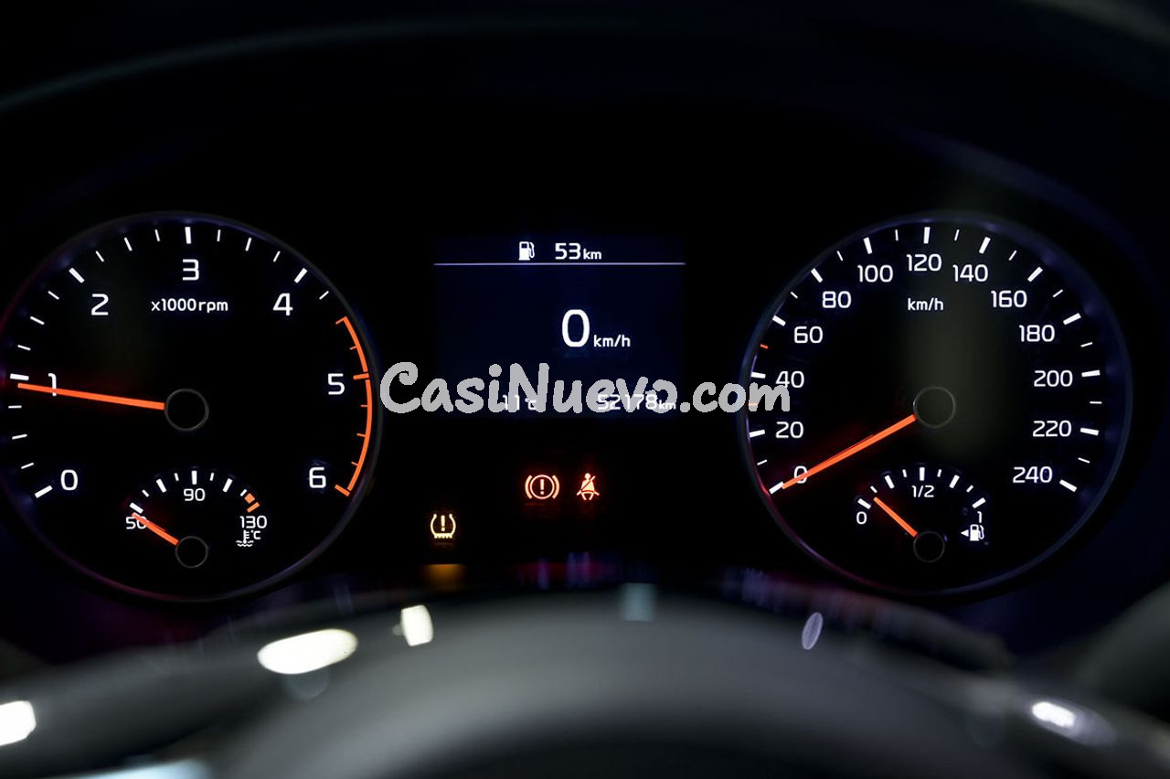 Kia Sportage 1.6 MHEV Business DCT 100kW 136CV 4X2 - foto 7