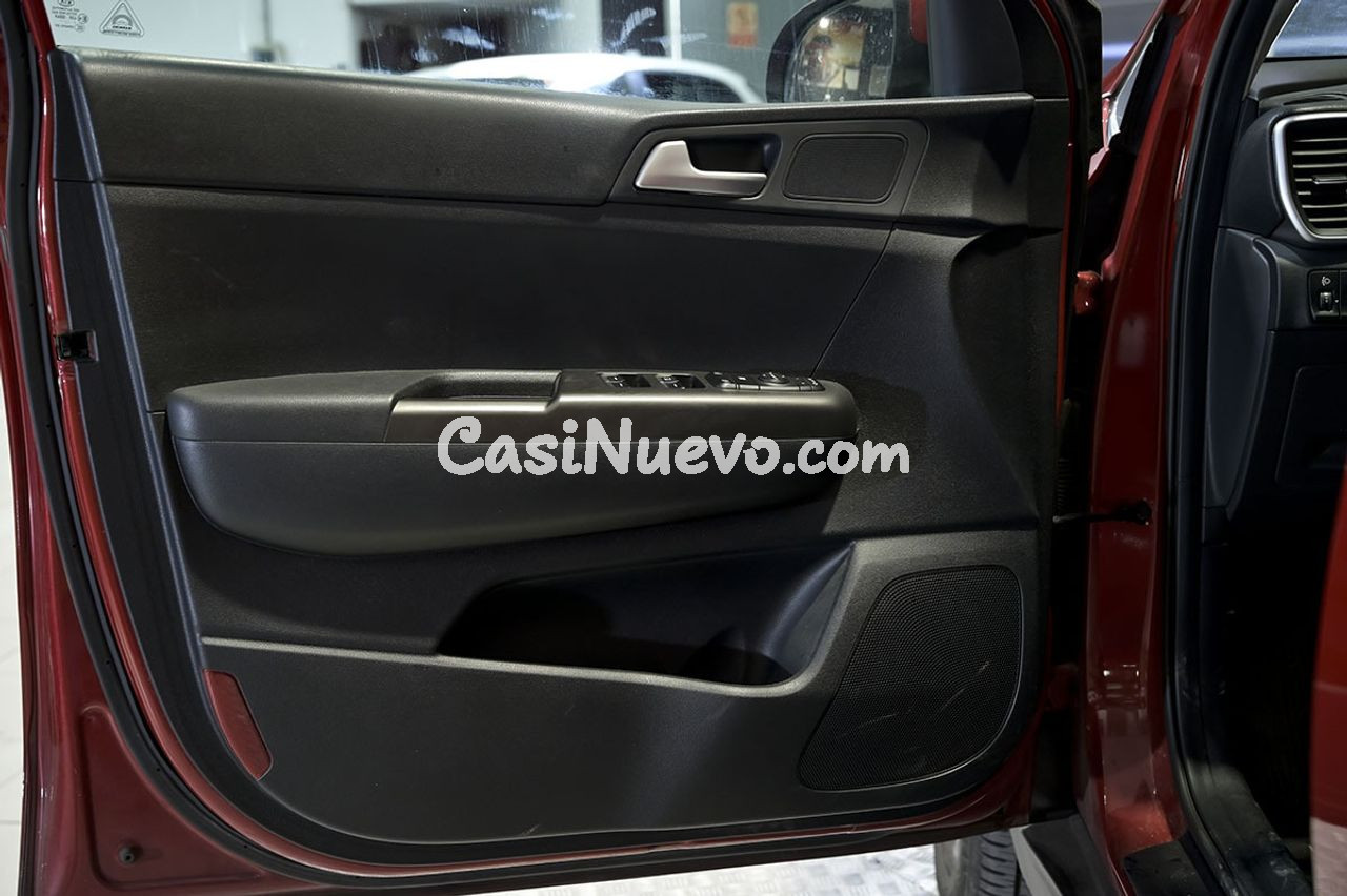 Kia Sportage 1.6 MHEV Business DCT 100kW 136CV 4X2 - foto 21