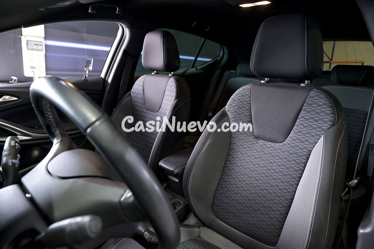 Opel Astra 1.2T SHL 81kW 110CV GS Line - foto 22