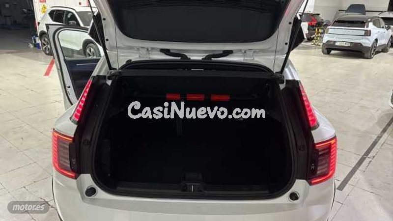 Volvo EX30 - foto 14