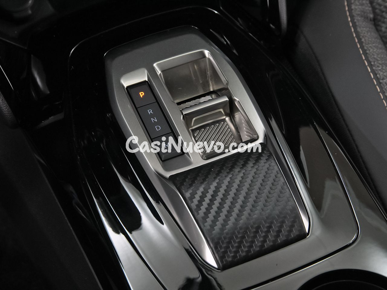 Peugeot 2008 N2008 Allure Hybrid 145 eDCS6 - foto 32