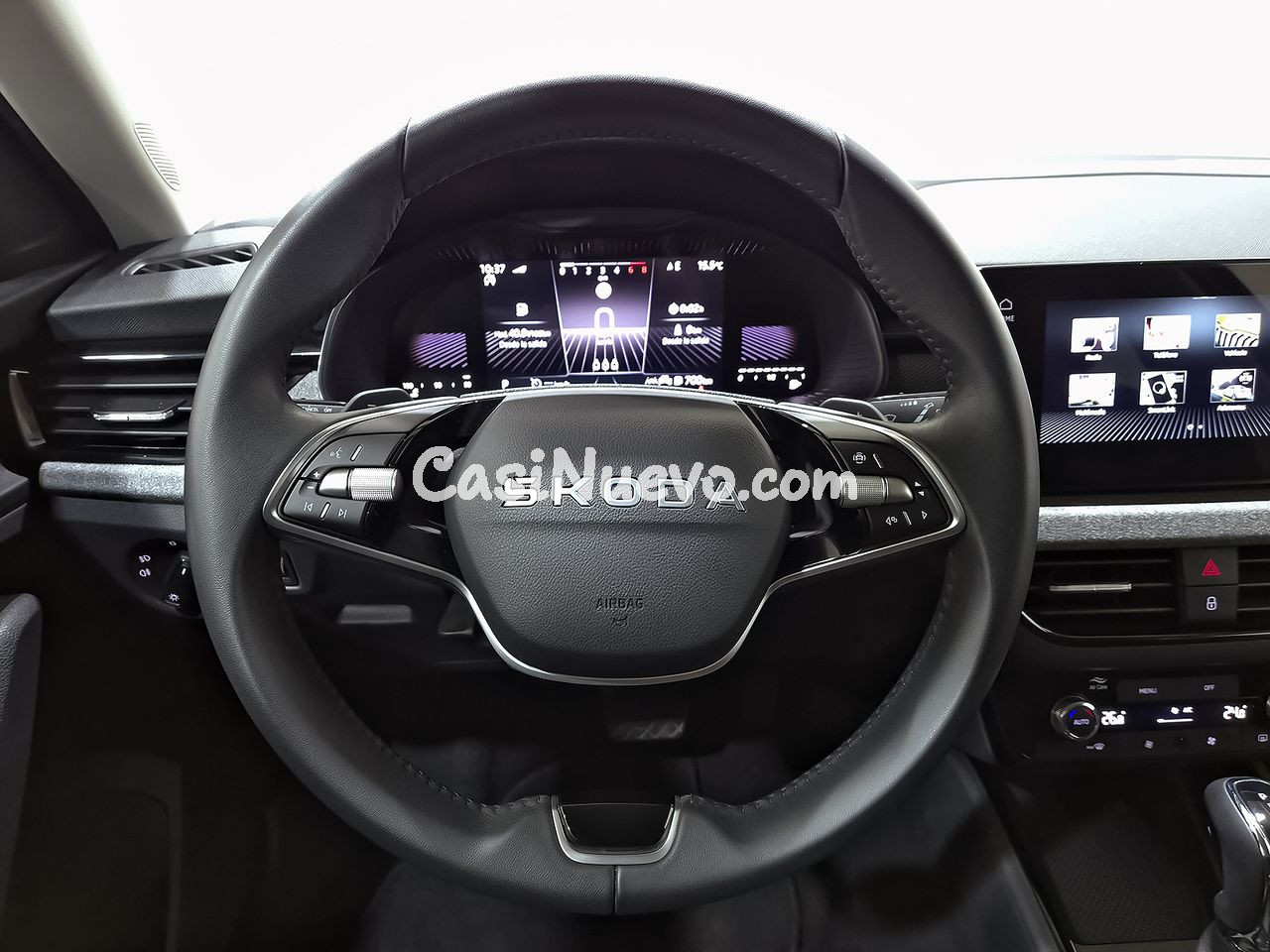 Skoda Kamiq 1.0 TSI 85kW (115CV) DSG SELECTION - foto 17