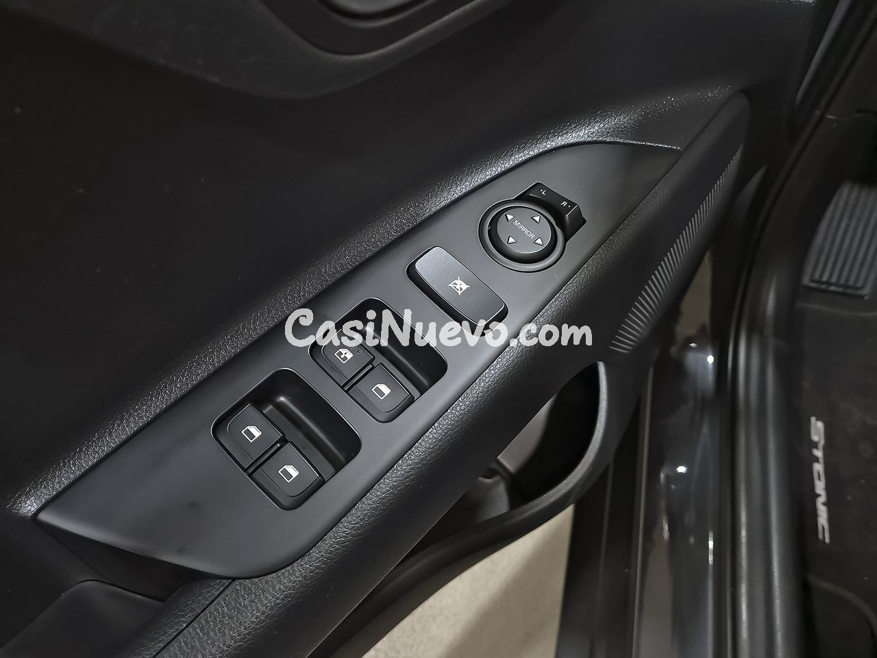 Kia Stonic 1.0 T-GDi 74kW (100CV) MHEV iMT Concept - foto 11