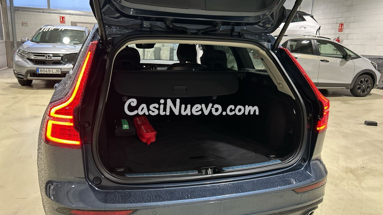 Volvo V60 2.0 B4 D MOMENTUM PRO AUTO 197 5P - foto 18