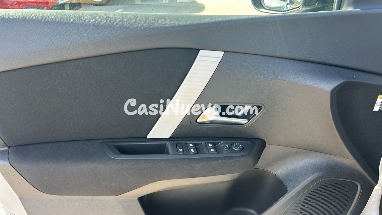 Citroën C4 1.2 HYBRID MHEV 145 EDCS6 PLUS 145 5P - foto 9