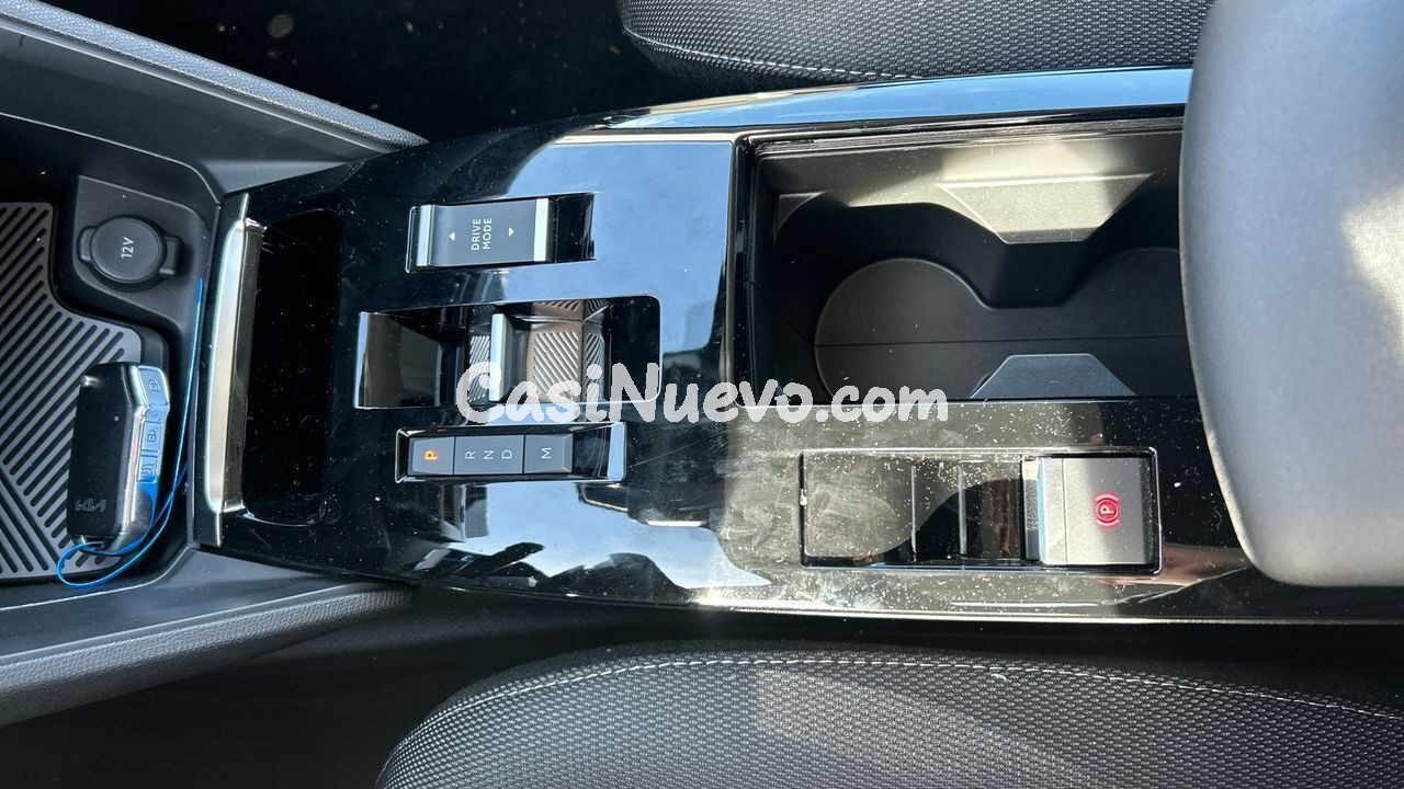 Citroën C4 1.2 HYBRID MHEV 145 EDCS6 PLUS 145 5P - foto 12