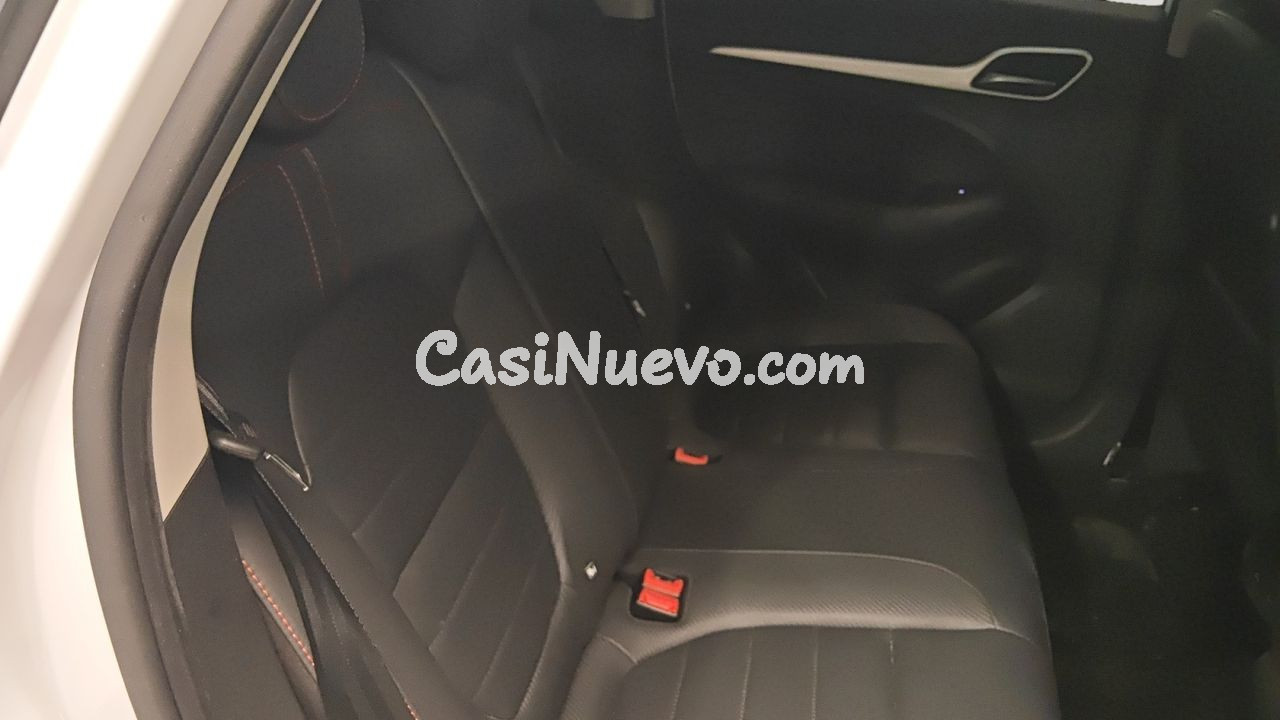 MG ZS TODOTERRENO 1.5 LUXURY 106 5P - foto 14