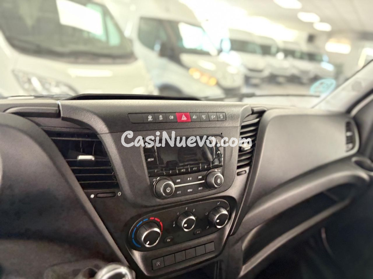 Iveco Daily 2.3 TD 35S 16 V 3520L/H2 12 M3 - foto 21