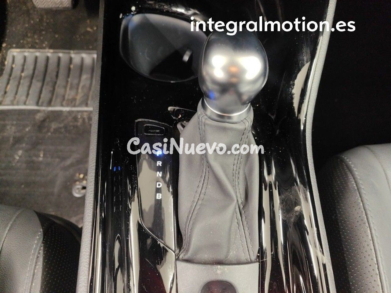 Toyota C-HR 1.8 125H Advance - foto 12