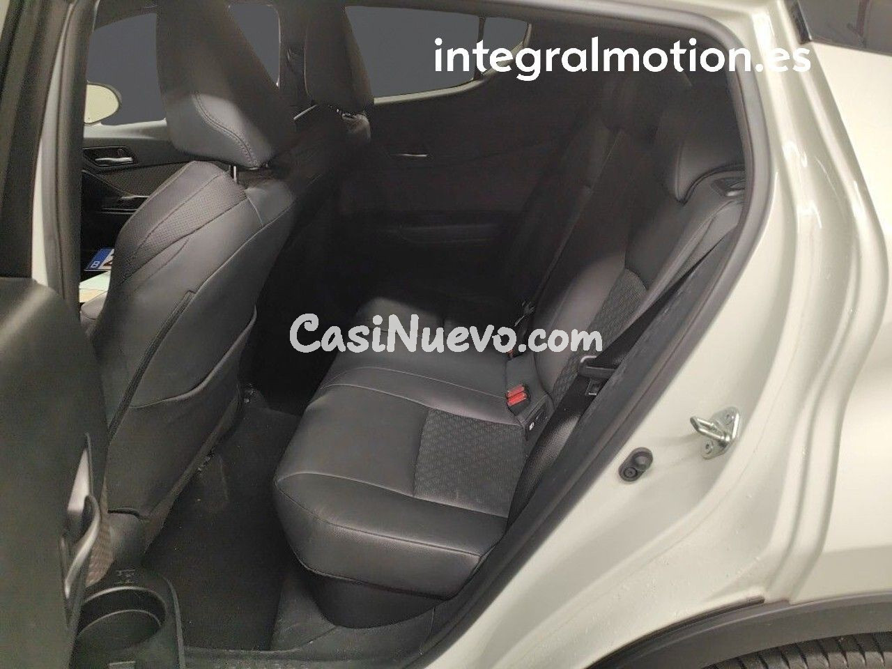 Toyota C-HR 1.8 125H Advance - foto 13