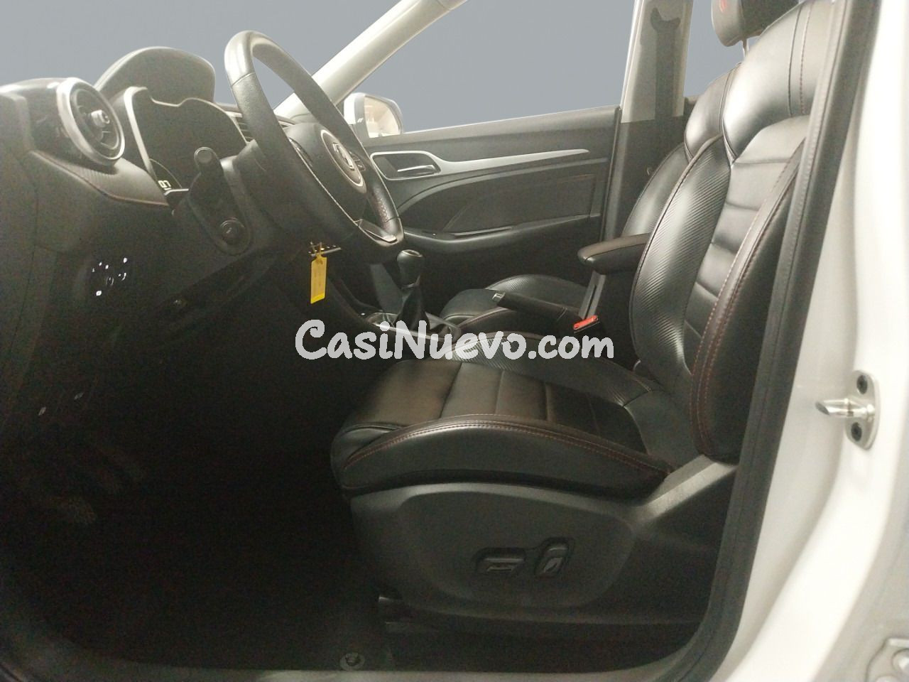 MG ZS 1.5 Luxury - foto 6