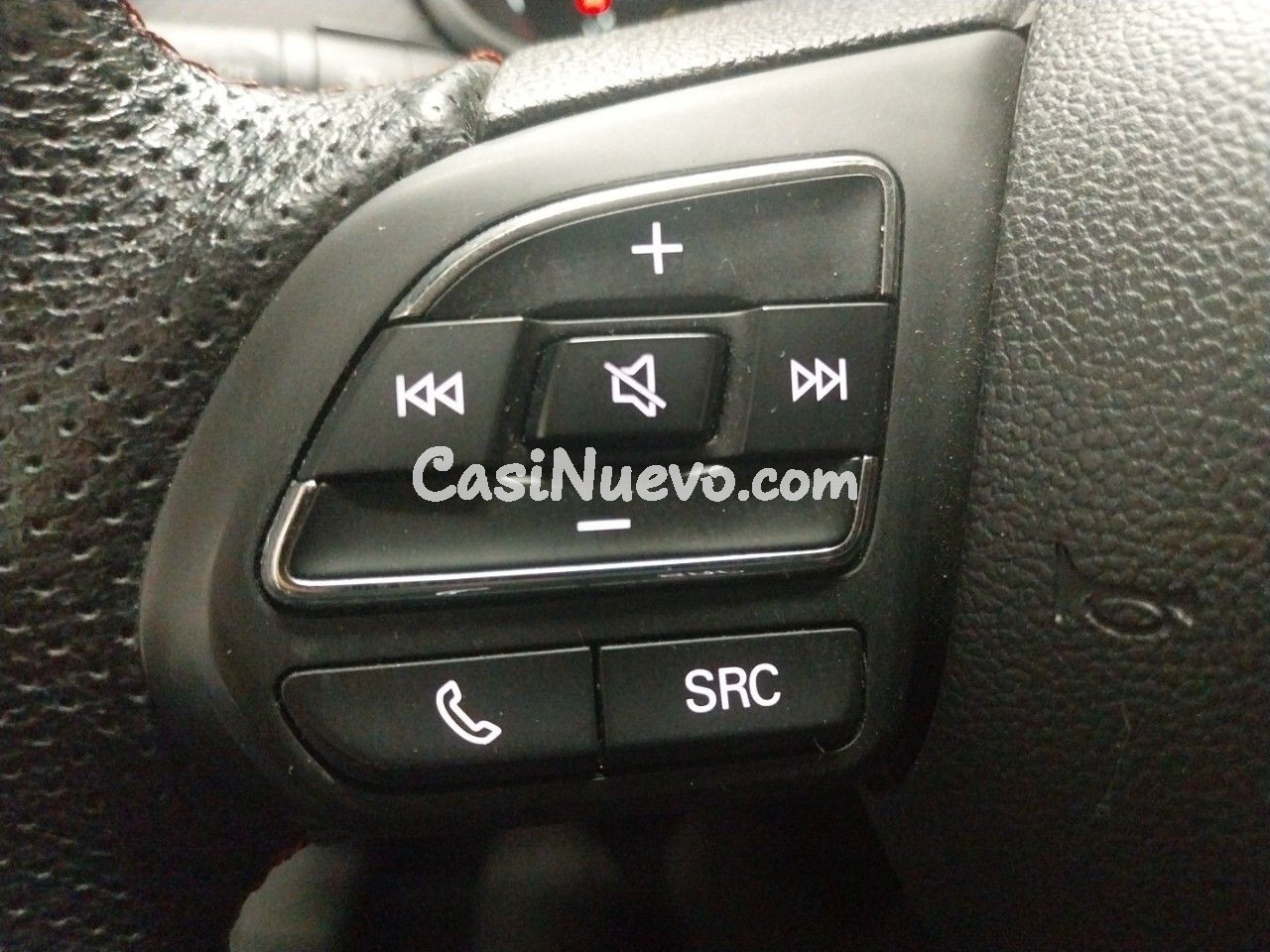 MG ZS 1.5 Luxury - foto 11