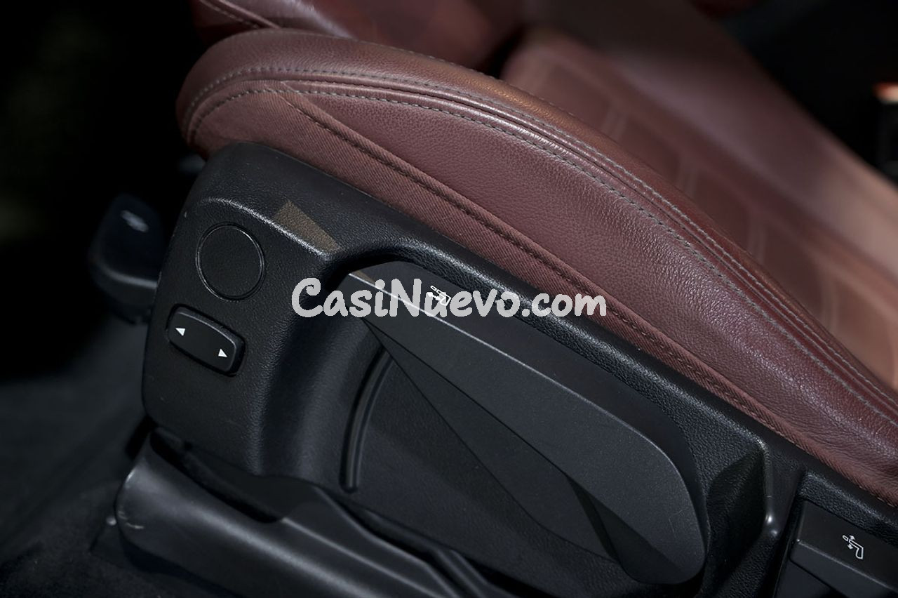 BMW X4 xDrive20d xLine - foto 24