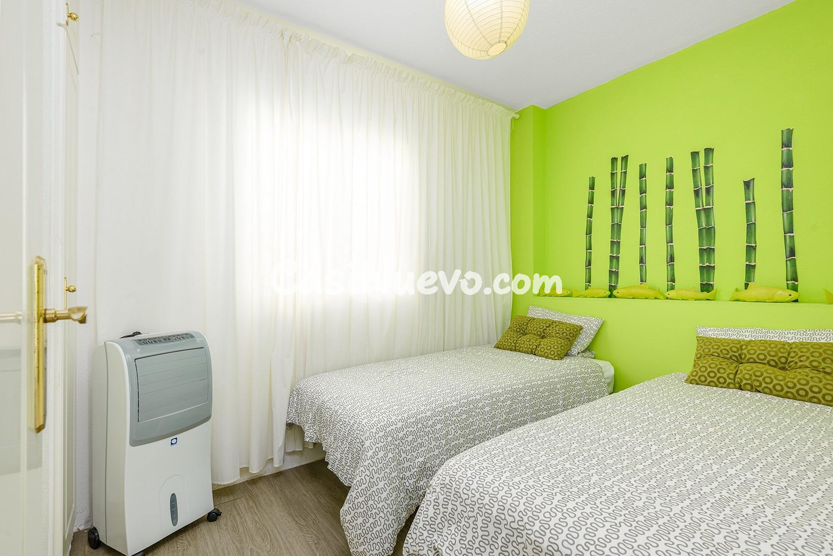 Bungalow de 2 dormitorios 1 baño en Aguas Nuevas, Torrevieja - foto 5