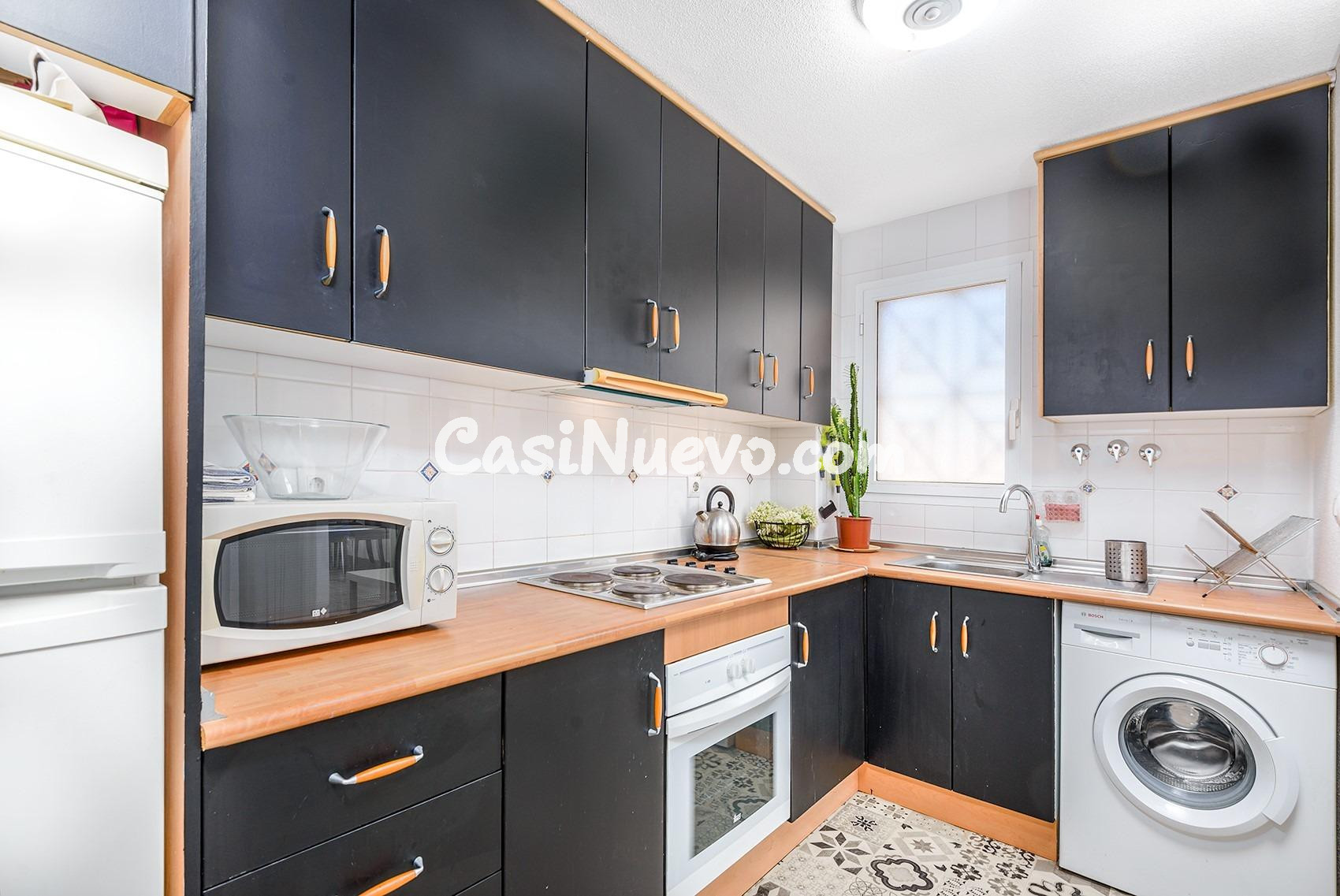 Bungalow de 2 dormitorios 1 baño en Aguas Nuevas, Torrevieja - foto 20