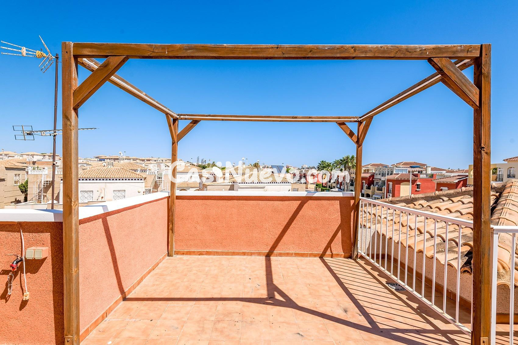 Bungalow de 2 dormitorios 1 baño en Aguas Nuevas, Torrevieja - foto 25